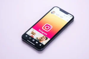 Interface profissional do Instagram Shopping exibindo catálogo de produtos para otimização de vendas digitais.